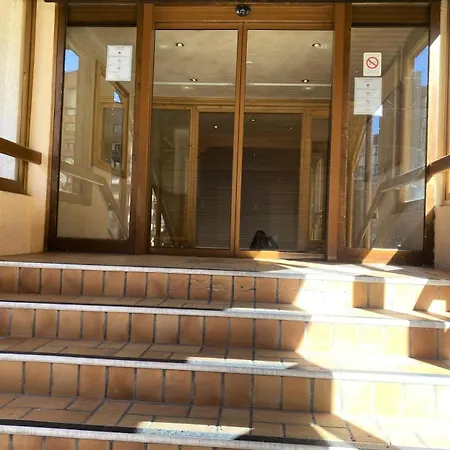 Roche Blanche - Location: Pour 2 Personnes Dans Le Centre Appartement *