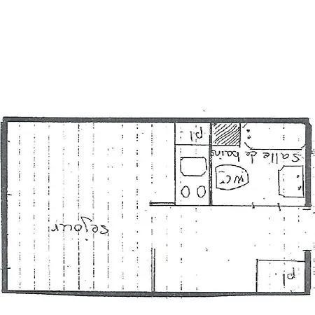 Résidence Roche Blanche - Location: Pour 2 Personnes Dans Le Centre *
