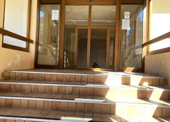 Roche Blanche - Location: Pour 2 Personnes Dans Le Centre Daire *